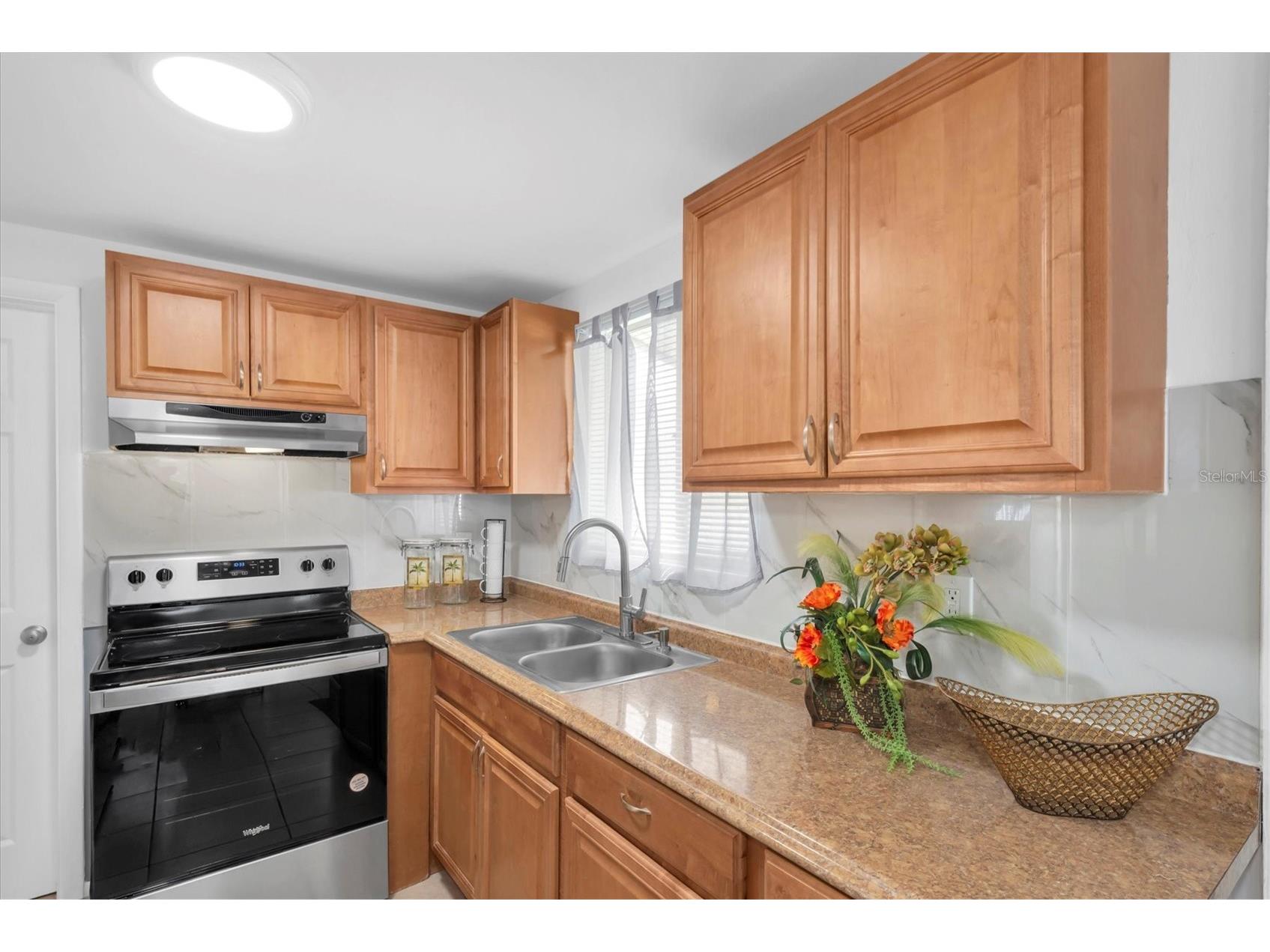 3394 74th Avenue N #B Saint Petersburg FL 33702 TB8443686 image5