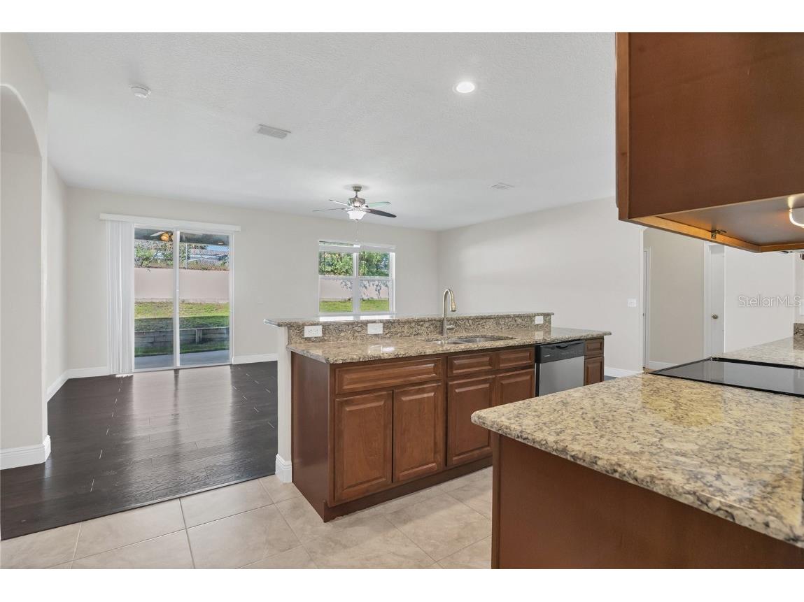 33943 Emerald Pond Loop Leesburg FL 34788 O6348197 image11