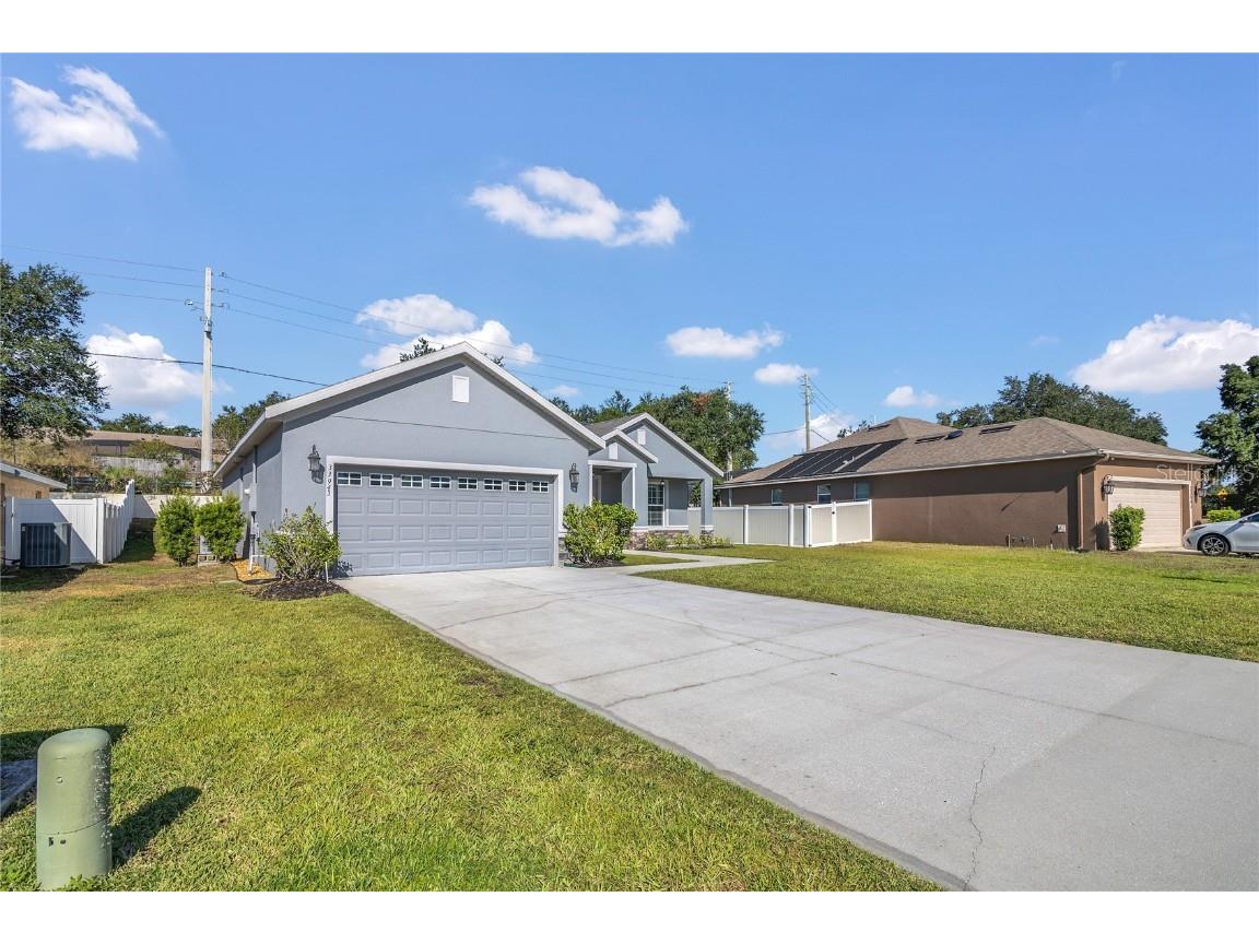 33943 Emerald Pond Loop Leesburg FL 34788 O6348197 image2