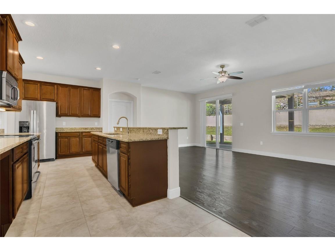 33943 Emerald Pond Loop Leesburg FL 34788 O6348197 image7