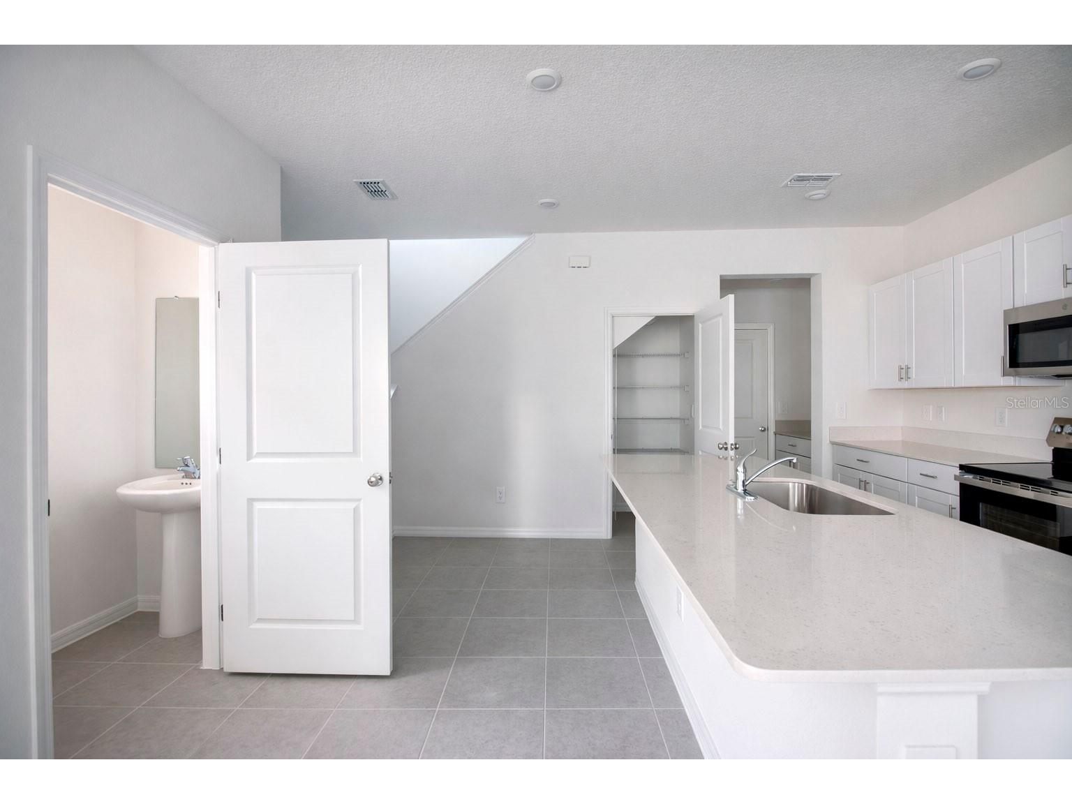 3396 Lapis Lake Drive Zephyrhills FL 33541 TB8493989 image11