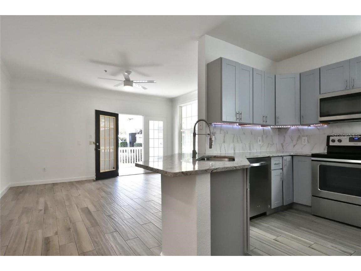 3396 Parkchester Square Boulevard #104 Orlando FL 32835 - TURKEY LAKE O6372370 image24