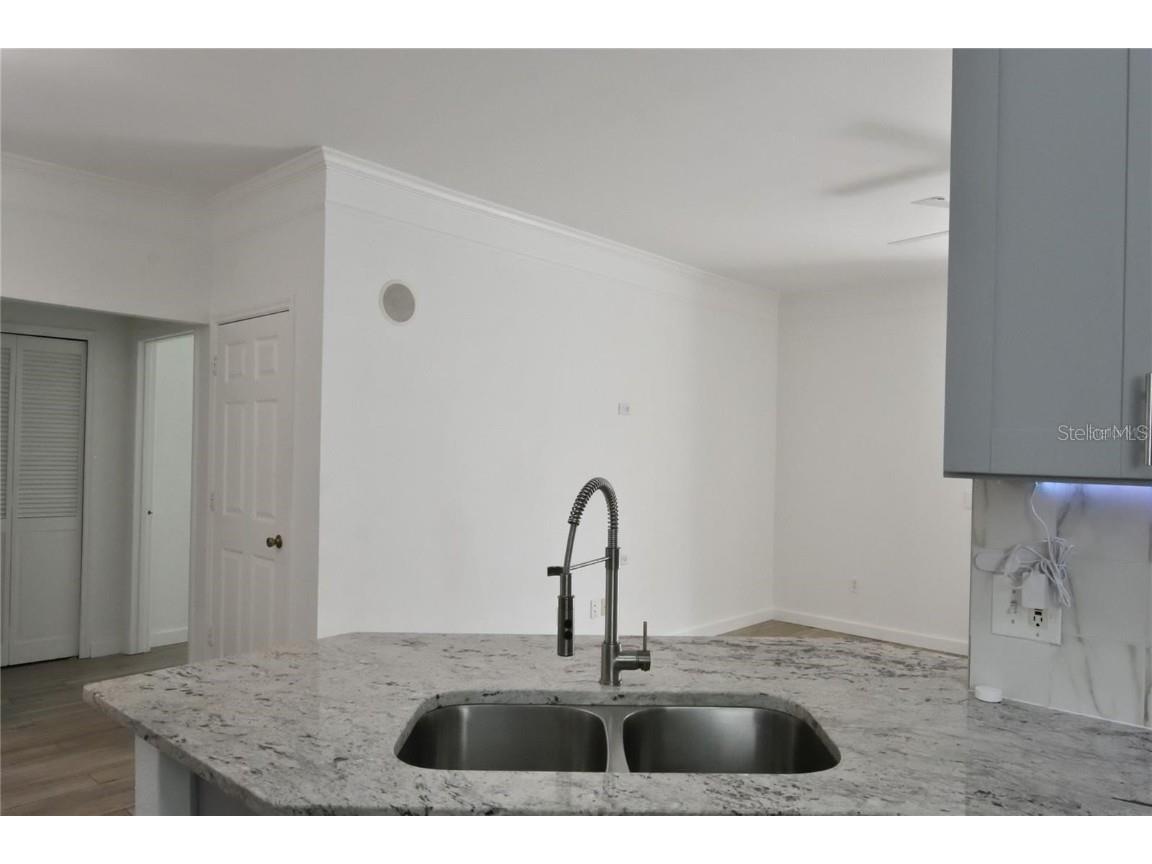 3396 Parkchester Square Boulevard #104 Orlando FL 32835 - TURKEY LAKE O6372370 image29