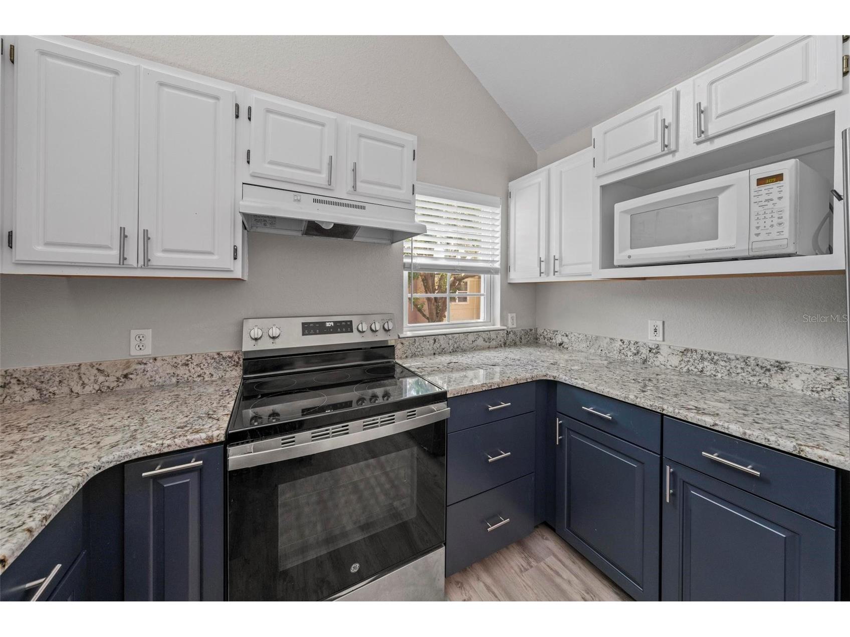 3396 Parkchester Square Boulevard #204 Orlando FL 32835 O6402811 image7