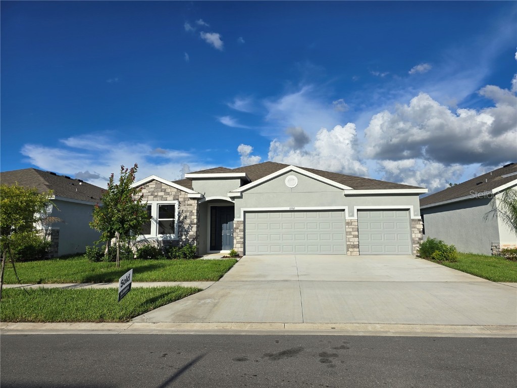 33965 Field Maple Loop Wesley Chapel FL 33545 T3537412 image1