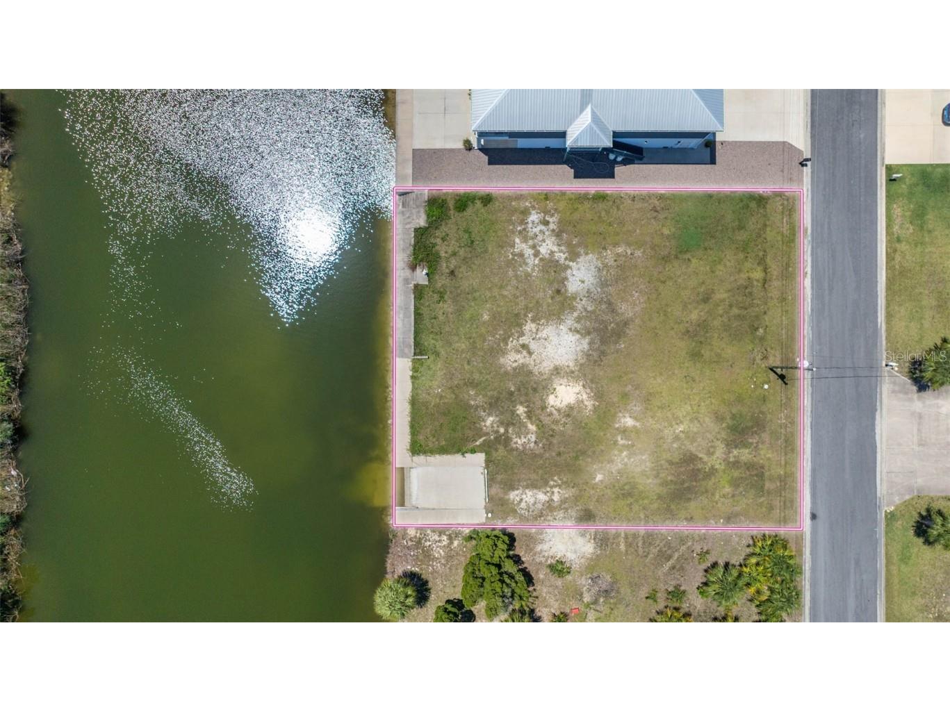 3398 & 3404 Fernleaf Drive Hernando Beach FL 34607 TB8386214 image2