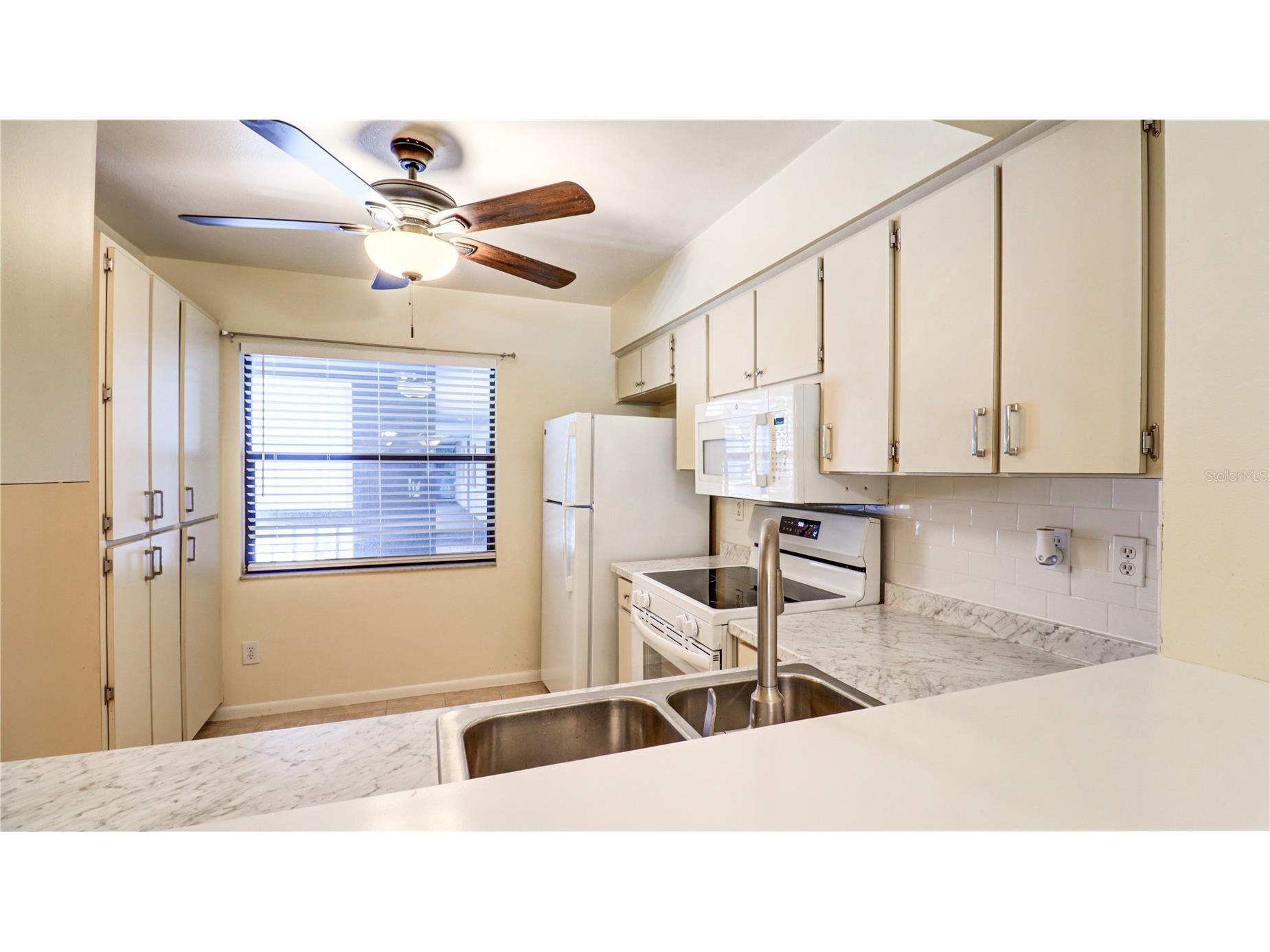 3399 Mermoor Drive #207 Palm Harbor FL 34685 TB8514591 image30
