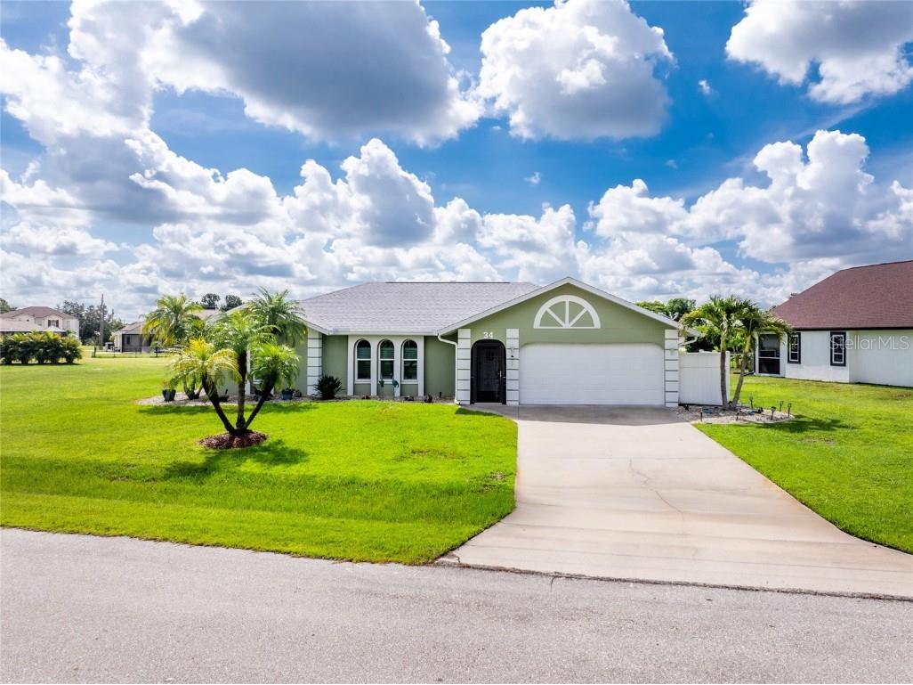 34 La Serena Drive Punta Gorda FL 33983 C7513003 image1