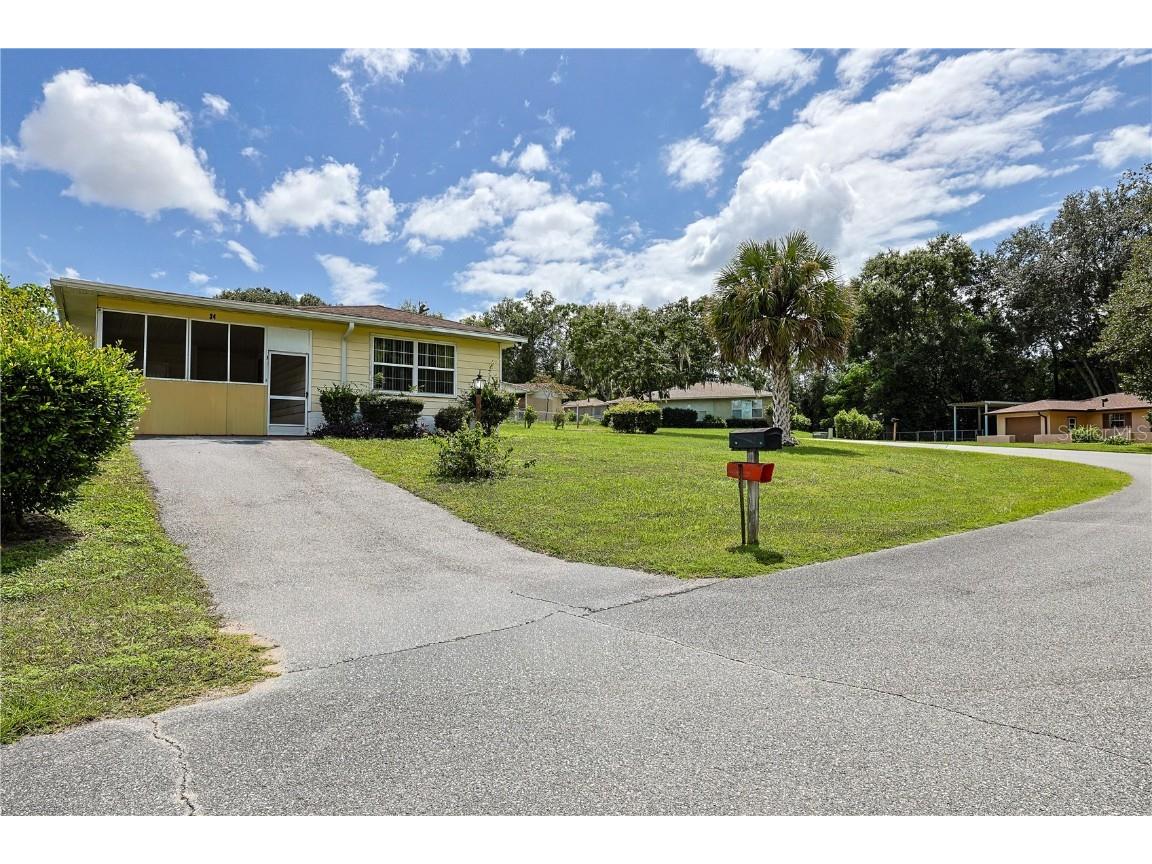 34 Lake Court Loop Ocala FL 34472 G5102099 image1