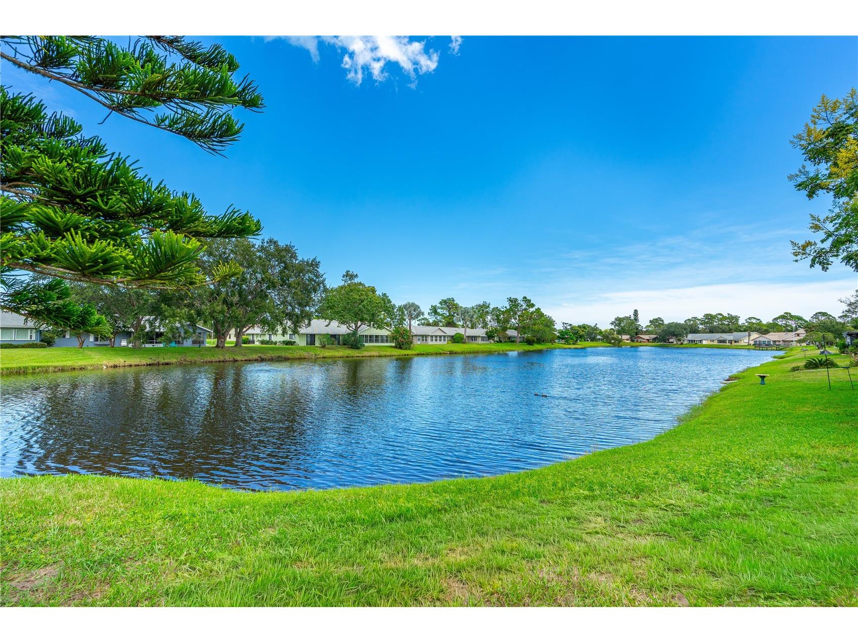 34 Lake Fairgreen Circle New Smyrna Beach FL 32168 FC319779 image23