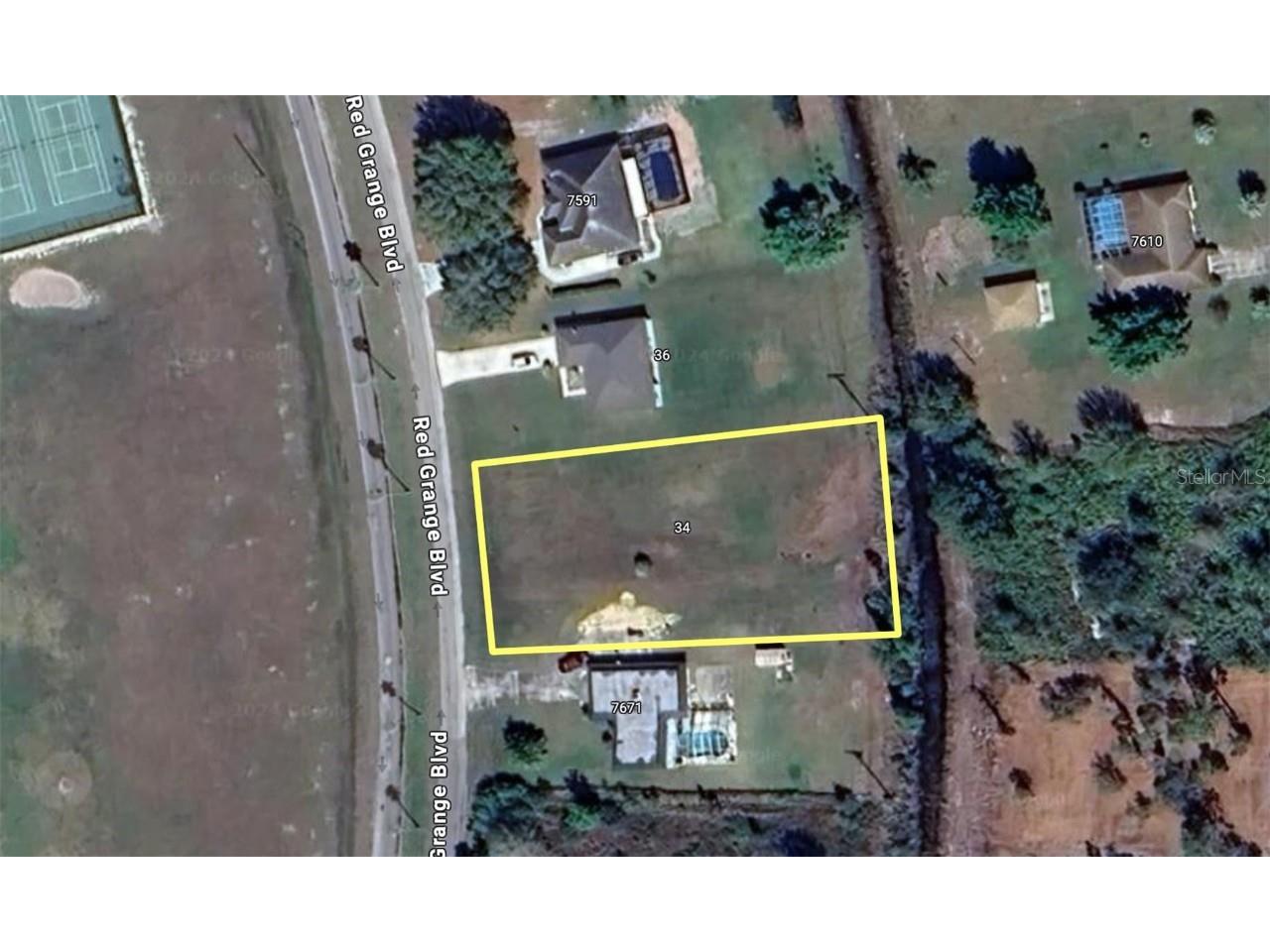34 Red Grange Boulevard Indian Lake Estates FL 33855 - LAKE WALK-IN-WATER T3529773 image1