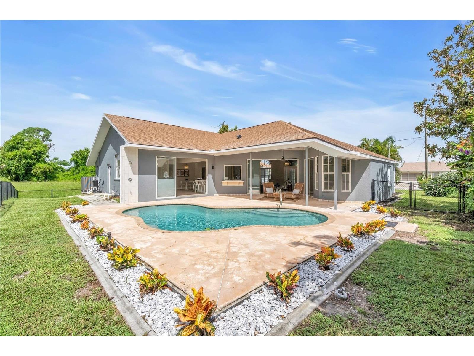 34 Sportsman Ter Rotonda West FL 33947 A4684881 image22