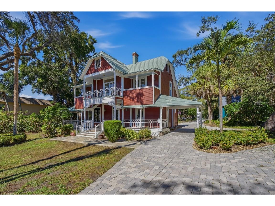 34 W Orange Street Tarpon Springs FL 34689 TB8451811 image1