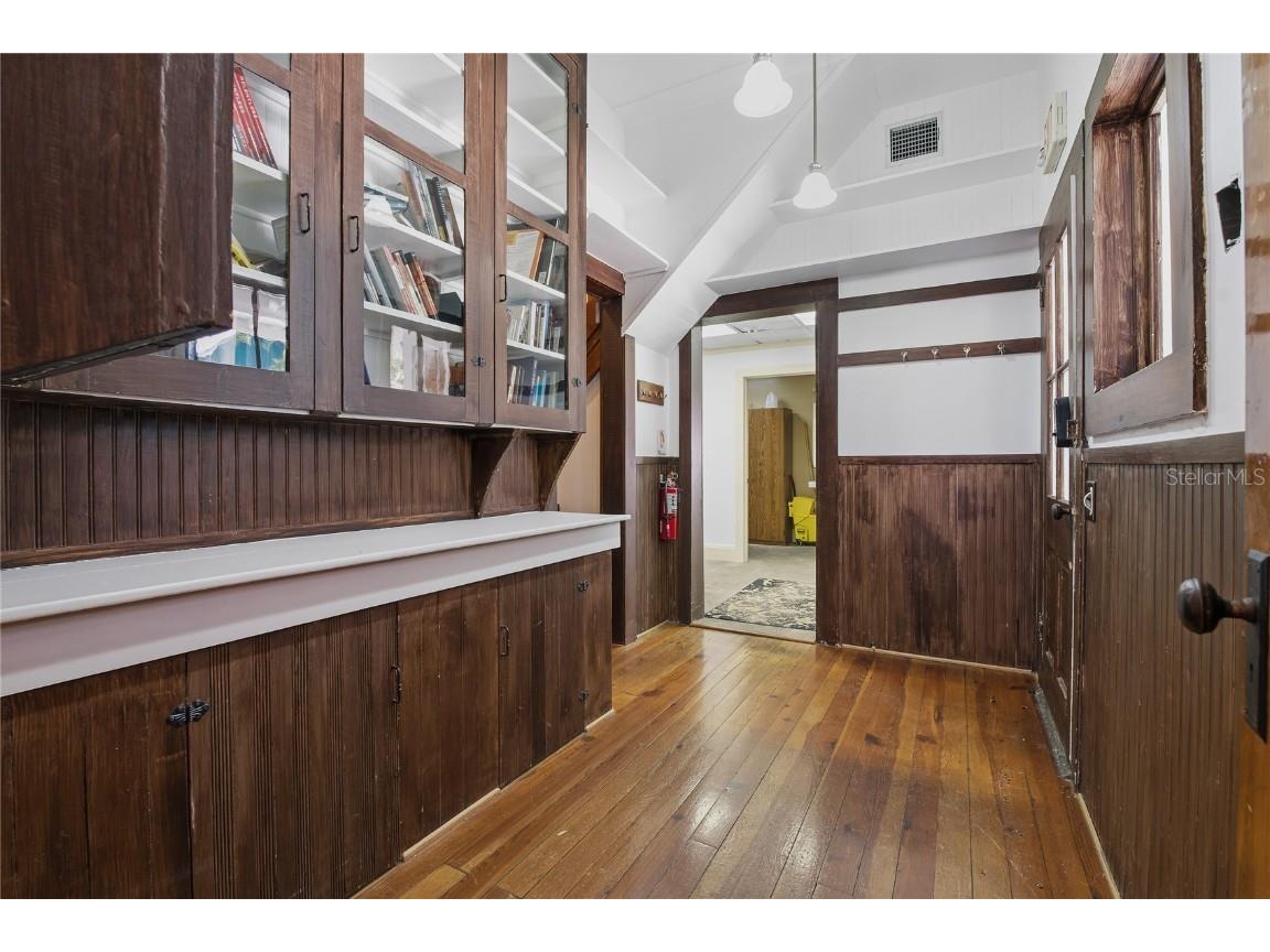 34 W Orange Street Tarpon Springs FL 34689 TB8451811 image16