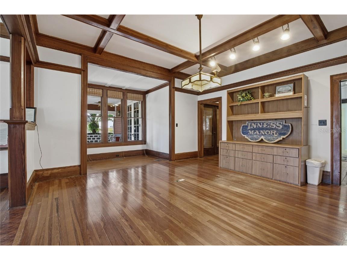 34 W Orange Street Tarpon Springs FL 34689 TB8451811 image7