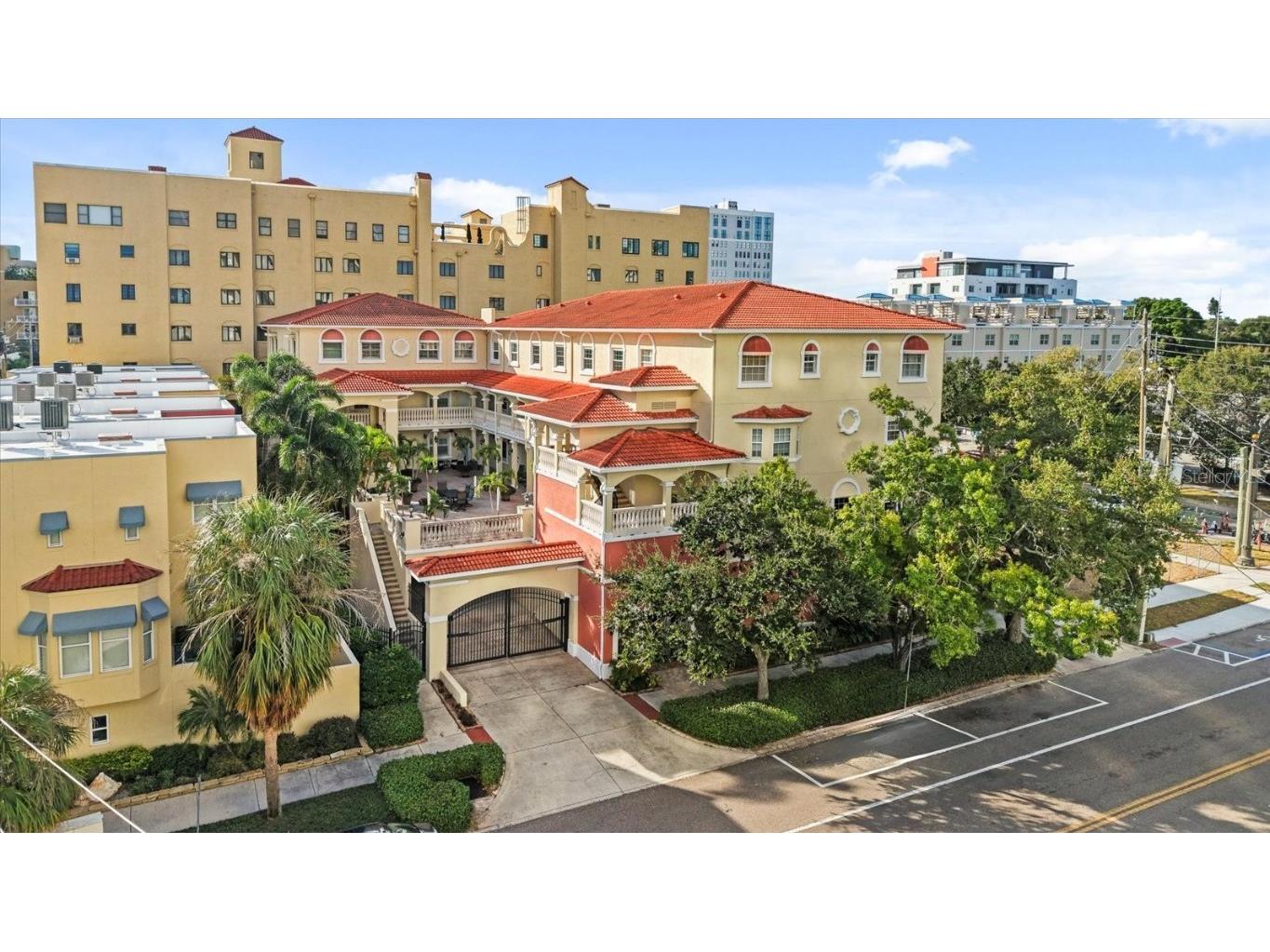 340 1st Street N #D Saint Petersburg FL 33701 TB8443652 image1