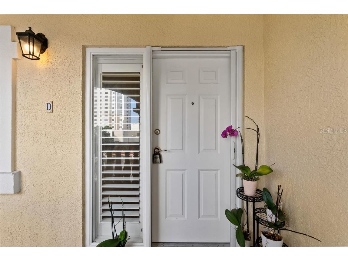 340 1st Street N #D Saint Petersburg FL 33701 TB8443652 image2