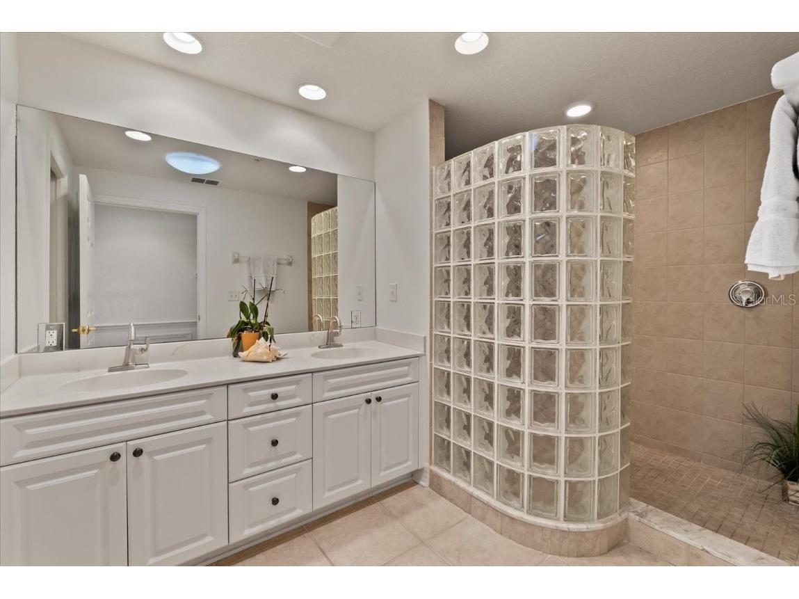 340 1st Street N #D Saint Petersburg FL 33701 TB8443652 image26