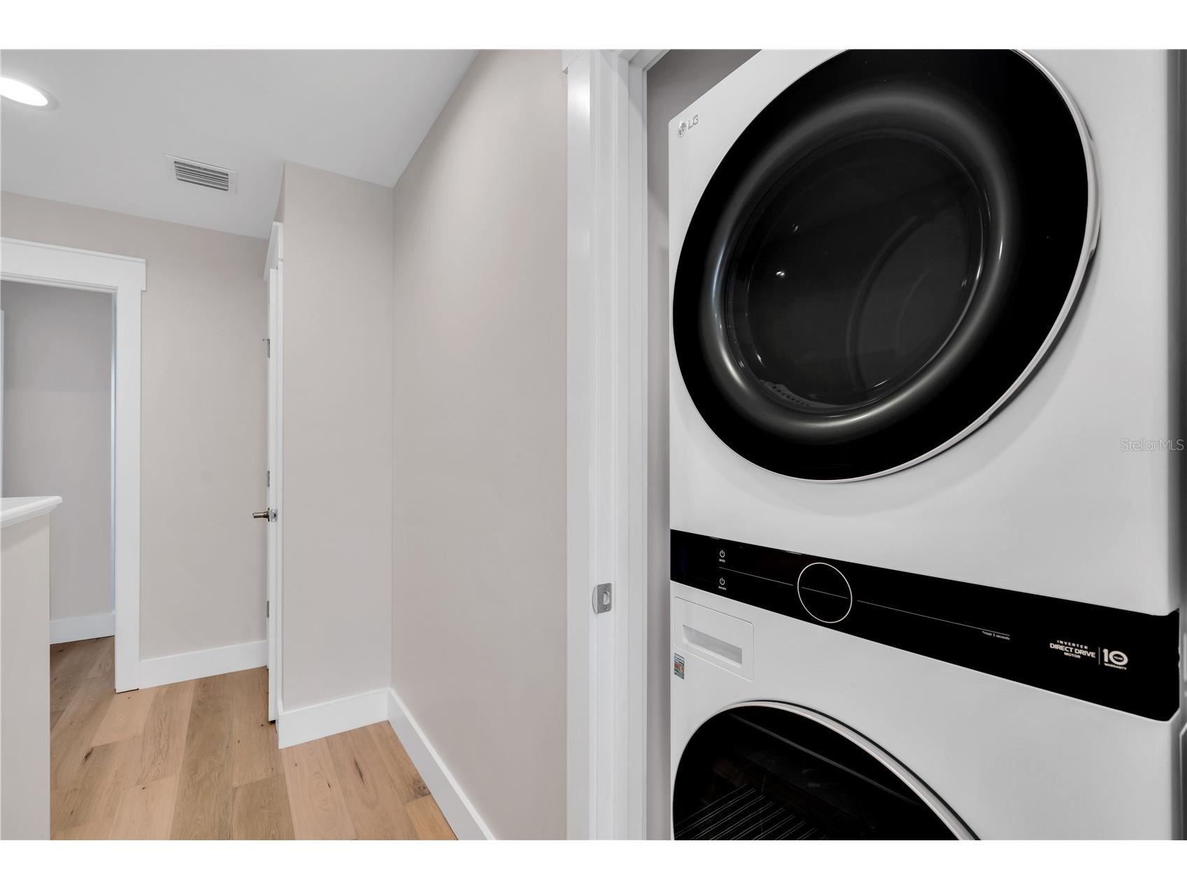 340 6th Street E Bradenton FL 34208 TB8505125 image24