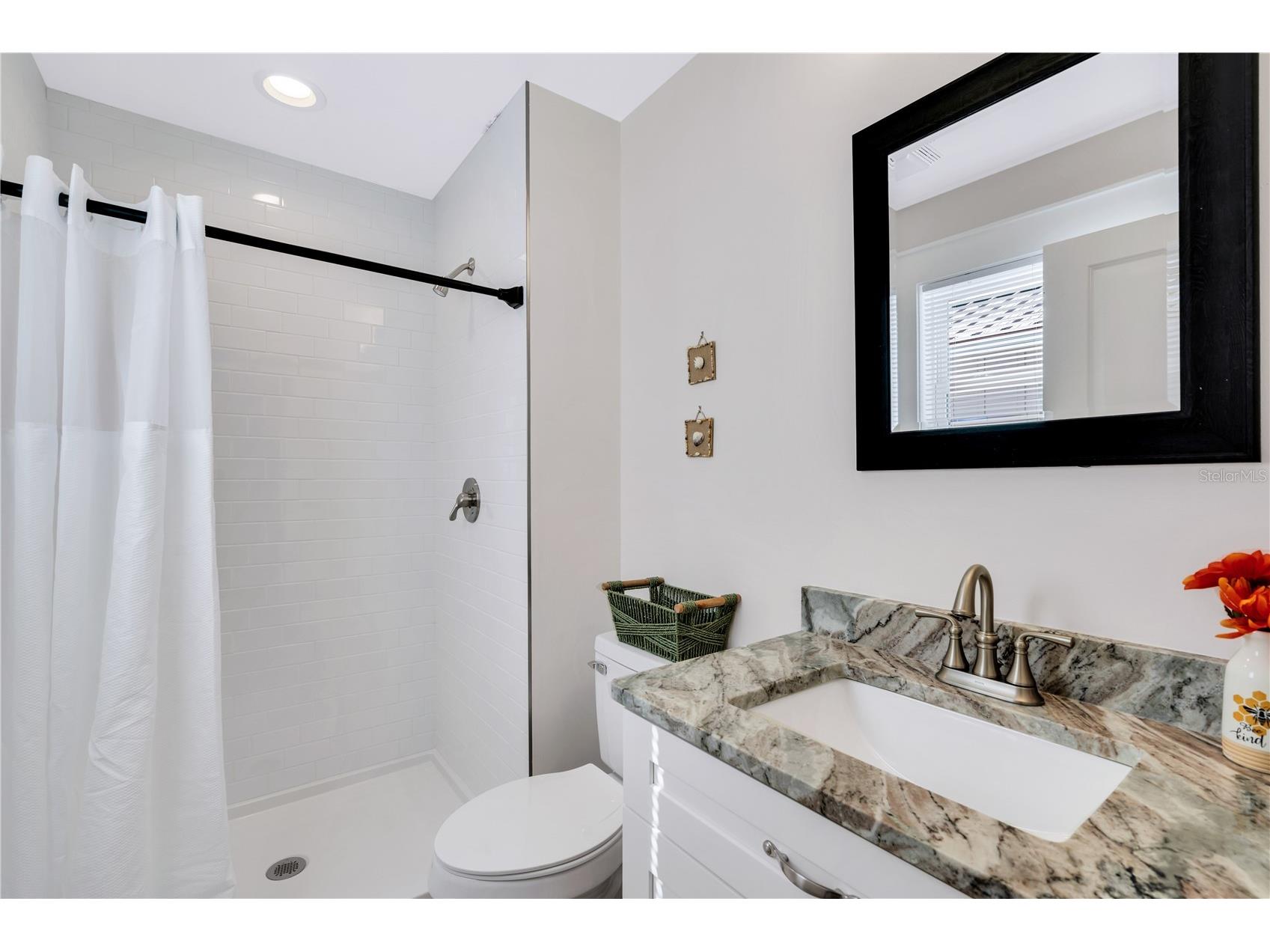 340 6th Street E Bradenton FL 34208 TB8505125 image28
