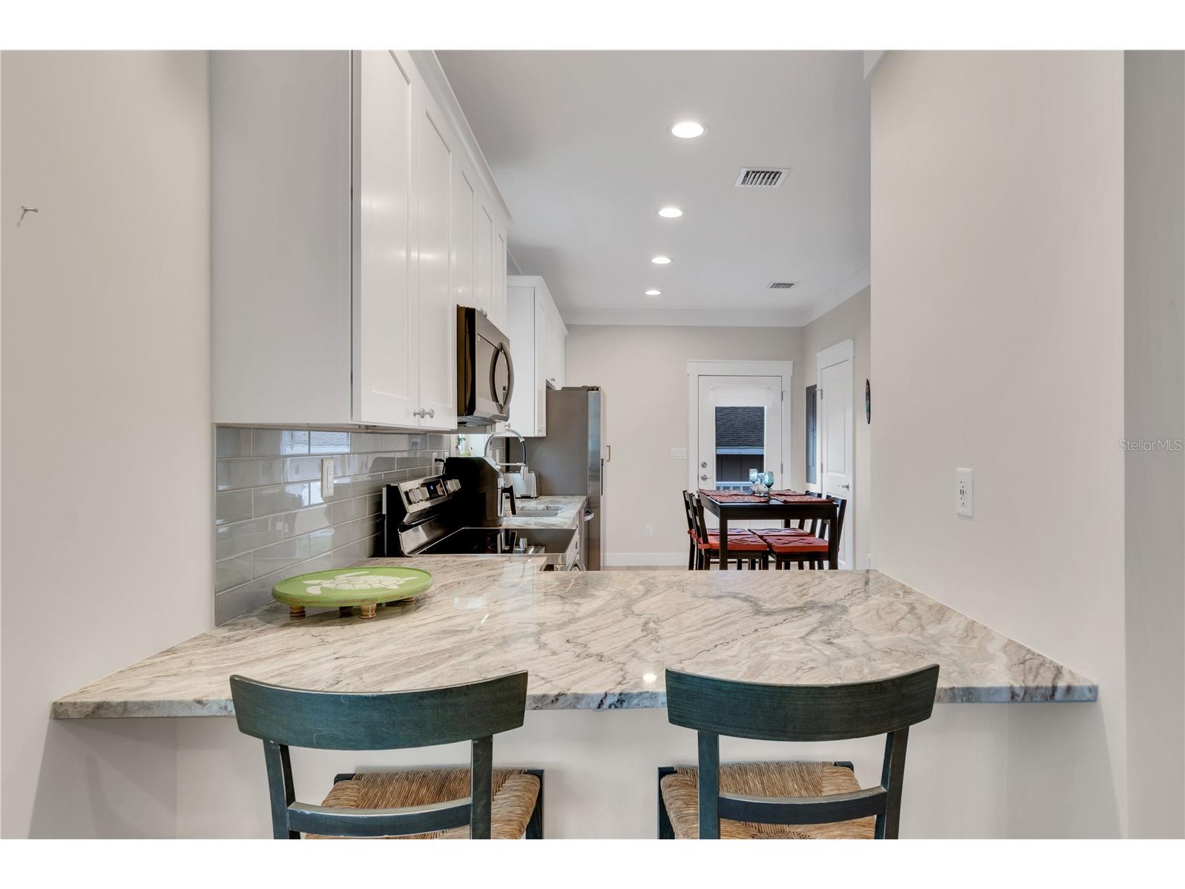 340 6th Street E Bradenton FL 34208 TB8505125 image5