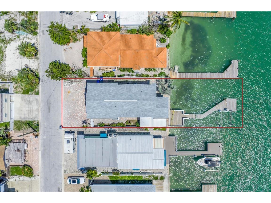 340 Bay Plaza Treasure Island FL 33706 - BLIND PASS TB8399687 image1