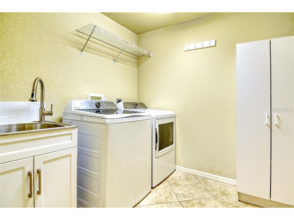 340 Bermuda Court #5 Venice FL 34293 A4667632 image31