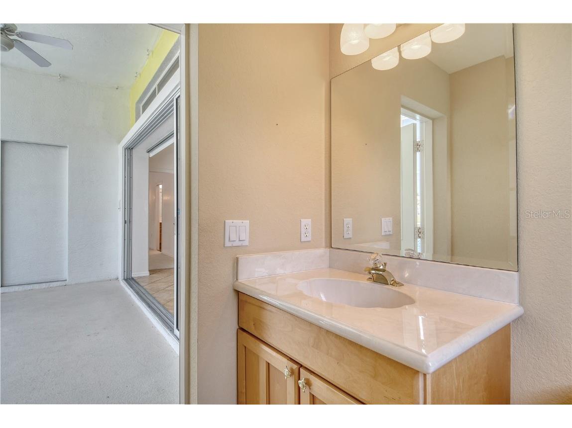 340 Bermuda Court #5 Venice FL 34293 A4667632 image36