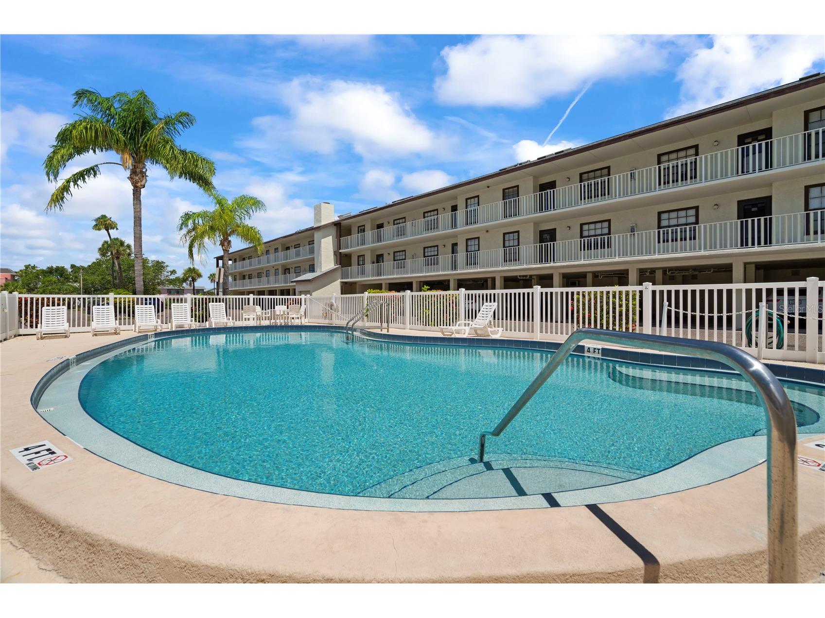 340 Causeway Boulevard #104 Dunedin FL 34698 TB8389601 image2