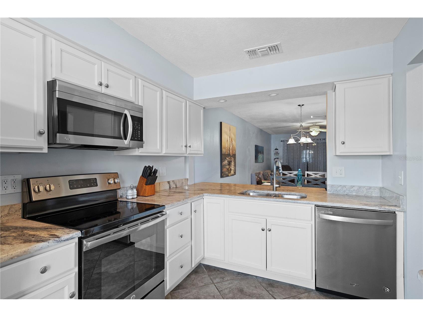 340 Causeway Boulevard #104 Dunedin FL 34698 TB8389601 image5
