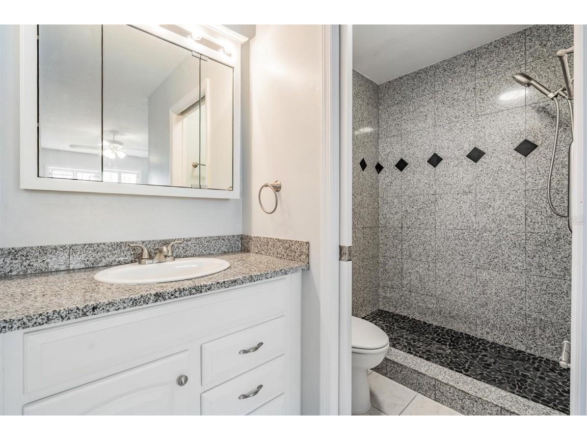 340 Causeway Boulevard #105 Dunedin FL 34698 TB8394236 image18