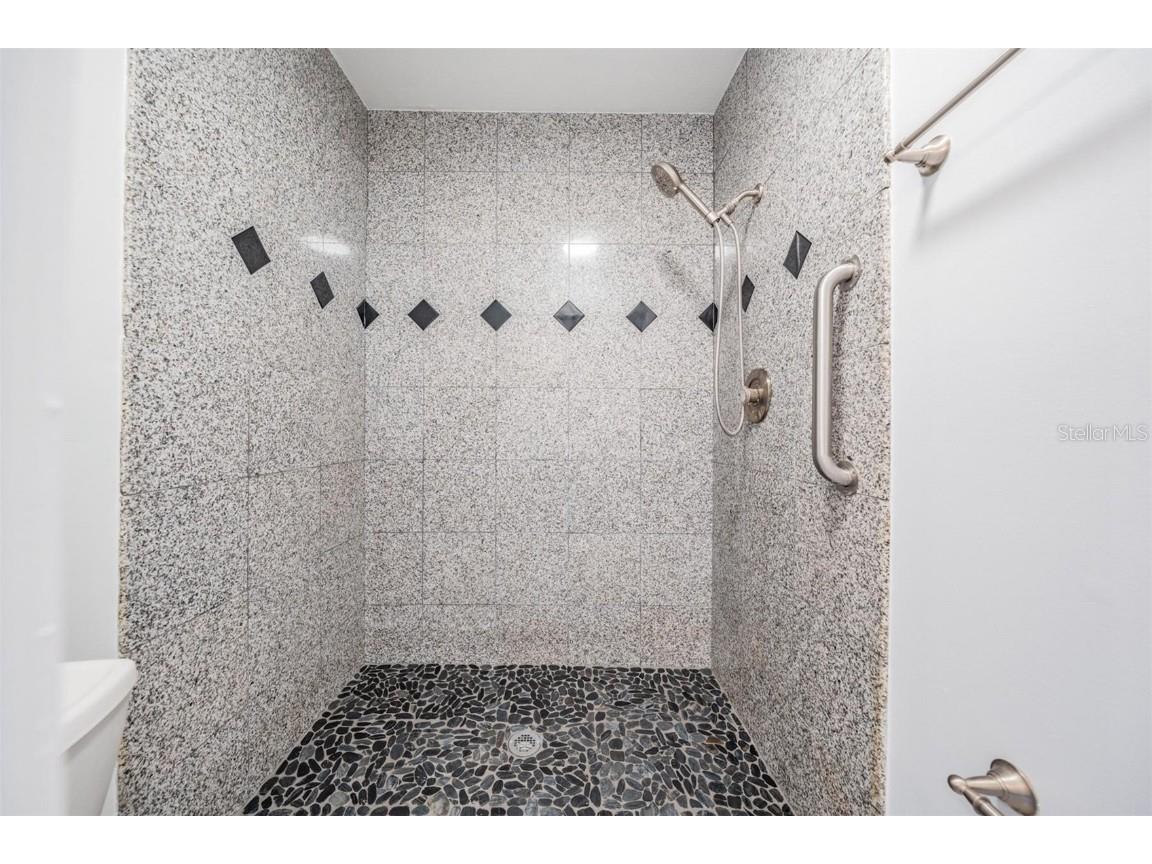 340 Causeway Boulevard #105 Dunedin FL 34698 TB8394236 image19