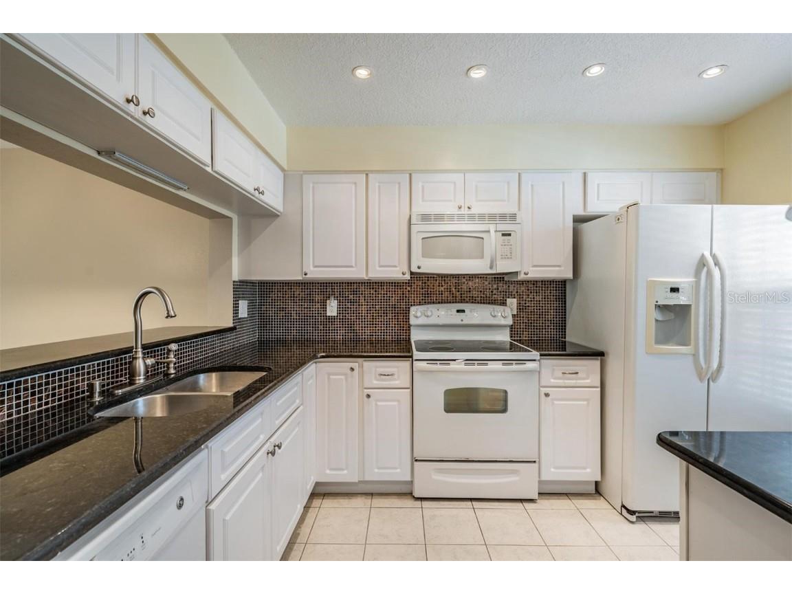 340 Causeway Boulevard #105 Dunedin FL 34698 TB8394236 image5