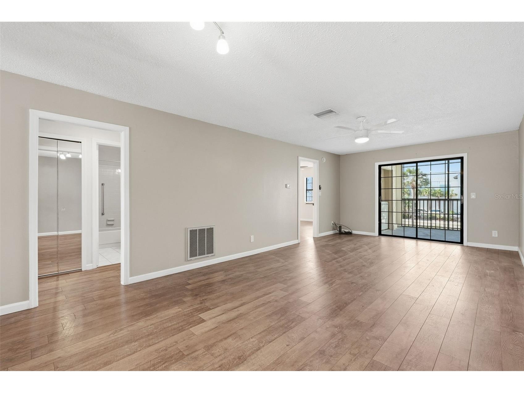 340 Causeway Boulevard #107 Dunedin FL 34698 TB8510315 image10