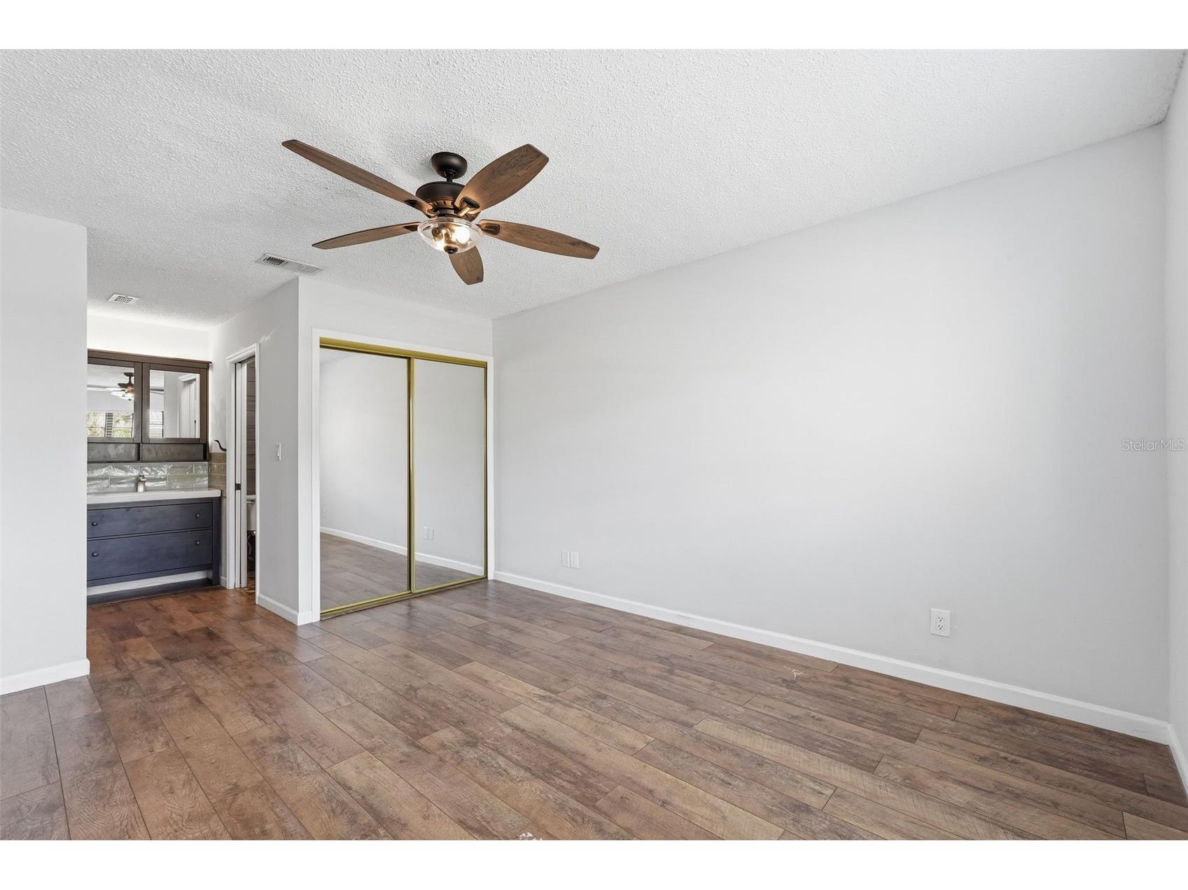 340 Causeway Boulevard #107 Dunedin FL 34698 TB8510315 image16