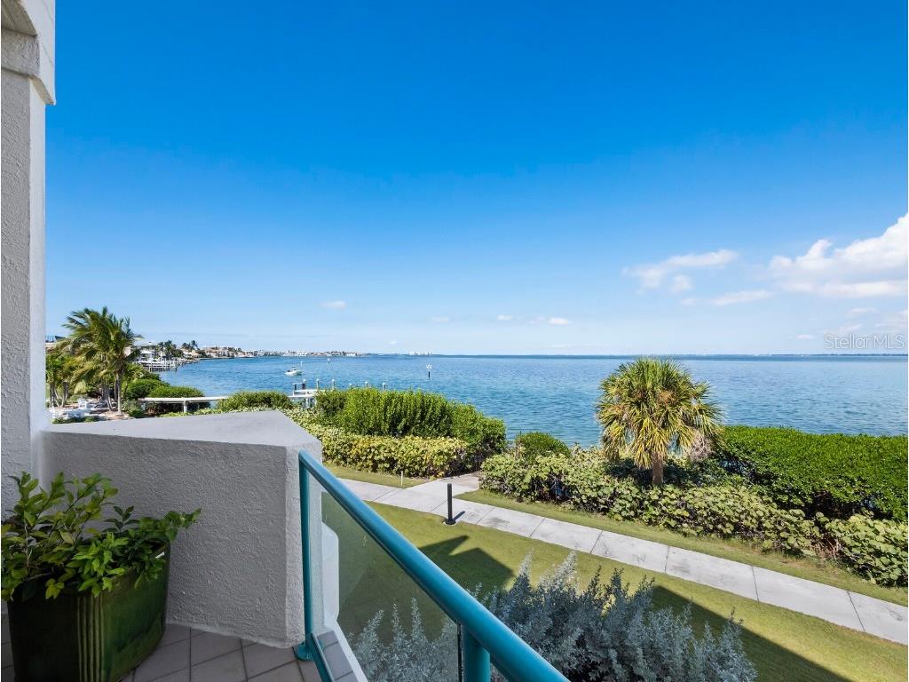 340 Gulf Of Mexico Drive #112 Longboat Key FL 34228 - SARASOTA BAY A4670120 image16