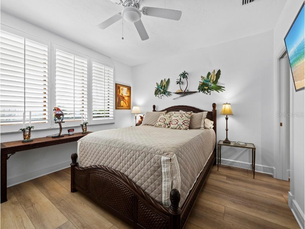 340 Gulf Of Mexico Drive #112 Longboat Key FL 34228 - SARASOTA BAY A4670120 image27