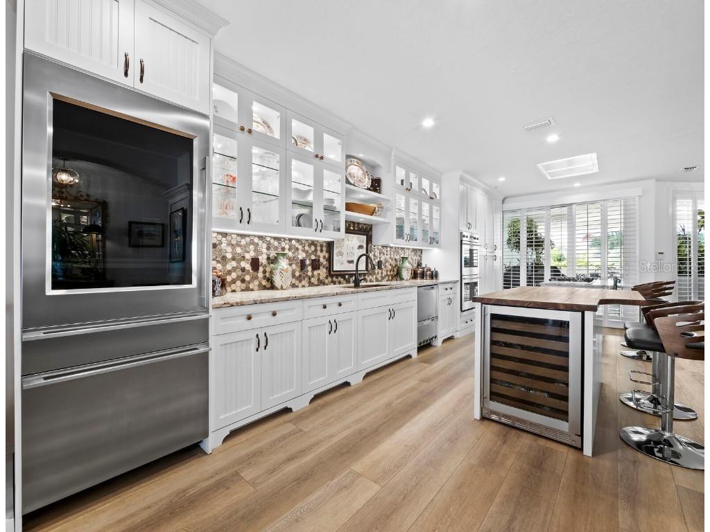 340 Gulf Of Mexico Drive #112 Longboat Key FL 34228 - SARASOTA BAY A4670120 image5