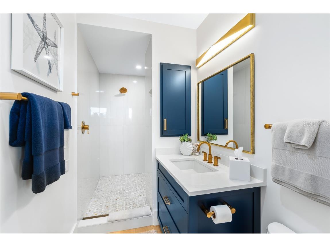 340 Gulf Of Mexico Drive #115 Longboat Key FL 34228 A4674650 image4