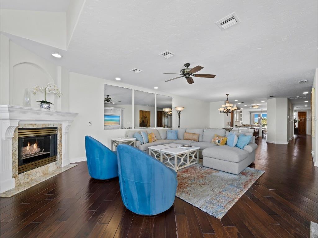 340 Gulf Of Mexico Drive #124 Longboat Key FL 34228 - SARASOTA BAY A4648088 image18