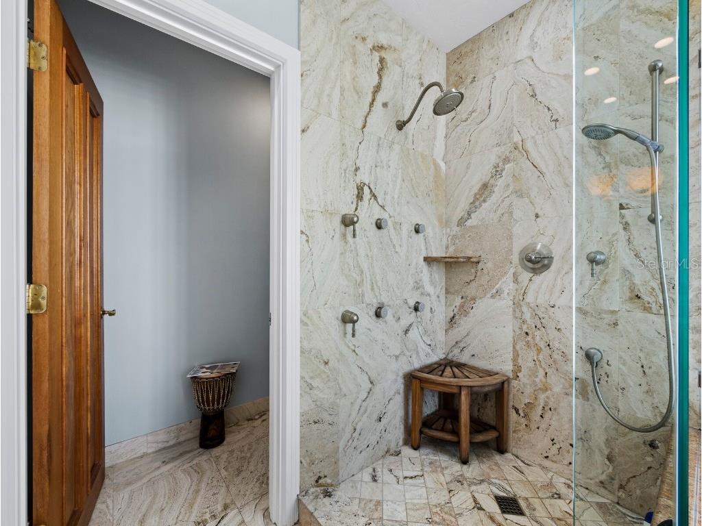 340 Gulf Of Mexico Drive #124 Longboat Key FL 34228 - SARASOTA BAY A4648088 image33