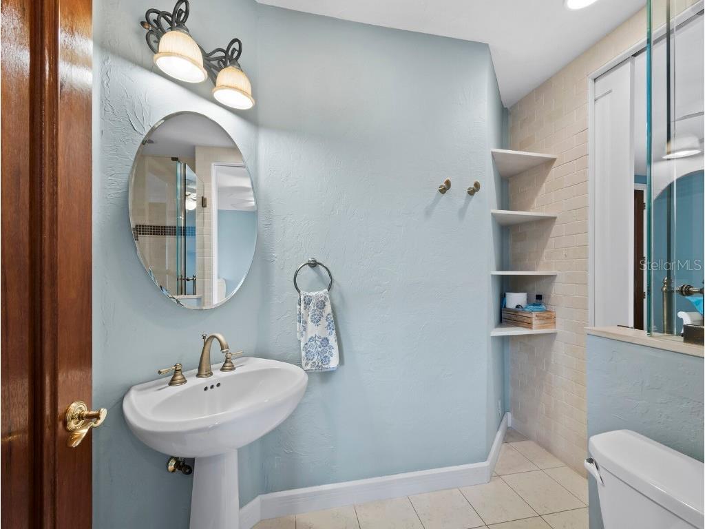 340 Gulf Of Mexico Drive #124 Longboat Key FL 34228 - SARASOTA BAY A4648088 image35