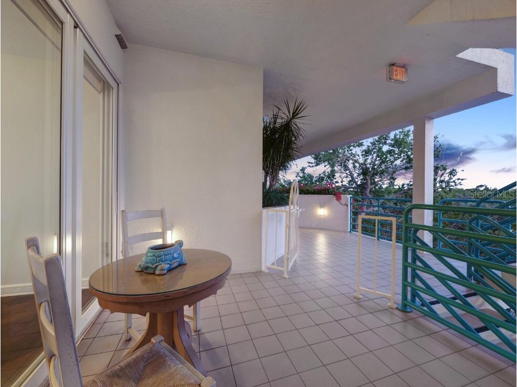 340 Gulf Of Mexico Drive #124 Longboat Key FL 34228 - SARASOTA BAY A4648088 image39