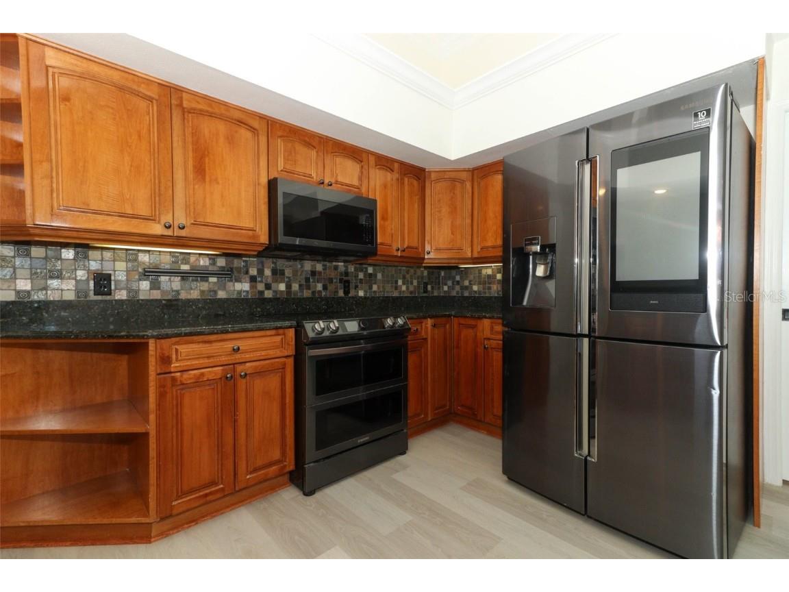 340 Hampton Hills Court Debary FL 32713 V4942627 image26