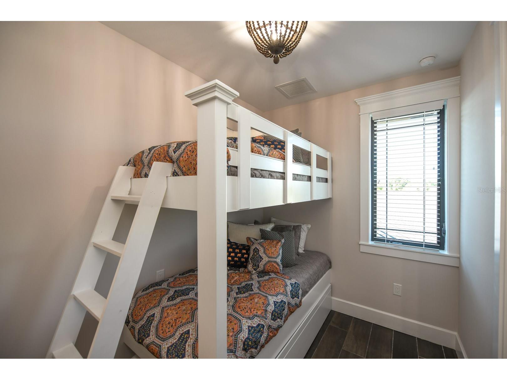 340 Jackson Drive Sarasota FL 34236 A4653979 image35