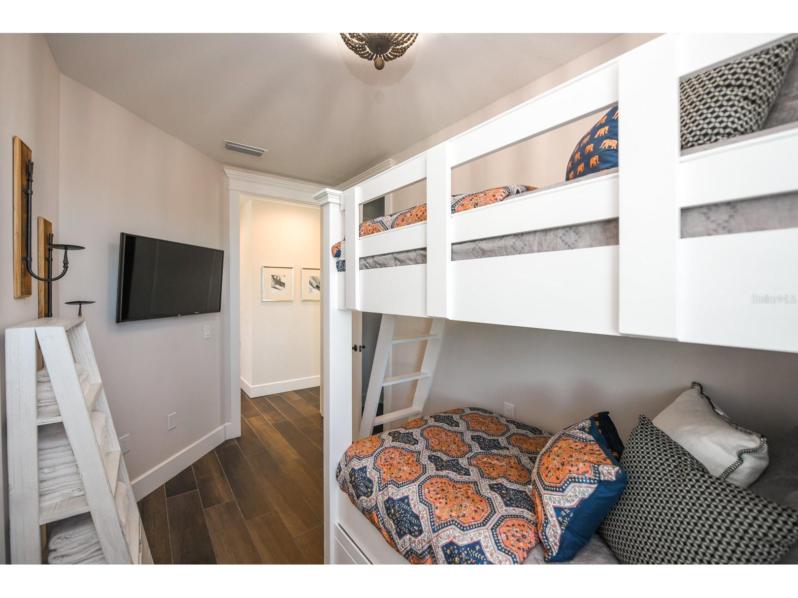 340 Jackson Drive Sarasota FL 34236 A4653979 image37