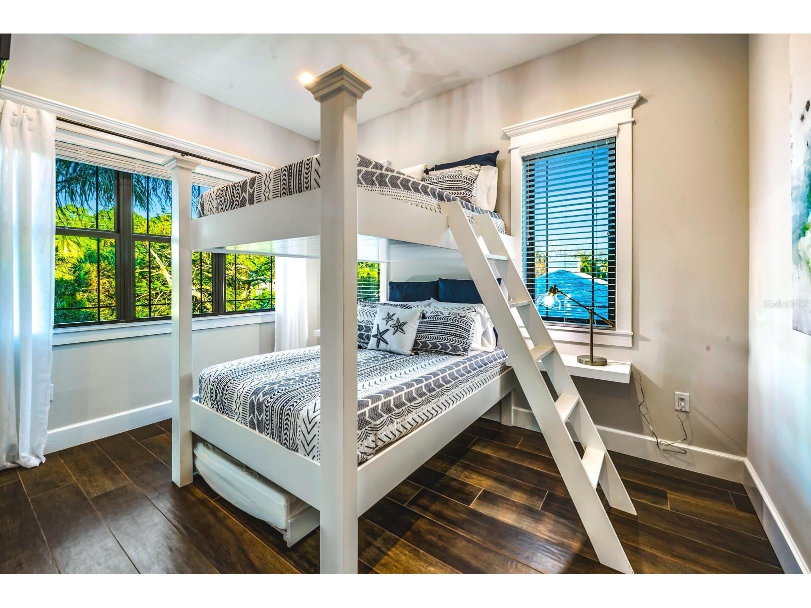 340 Jackson Drive Sarasota FL 34236 A4653979 image42