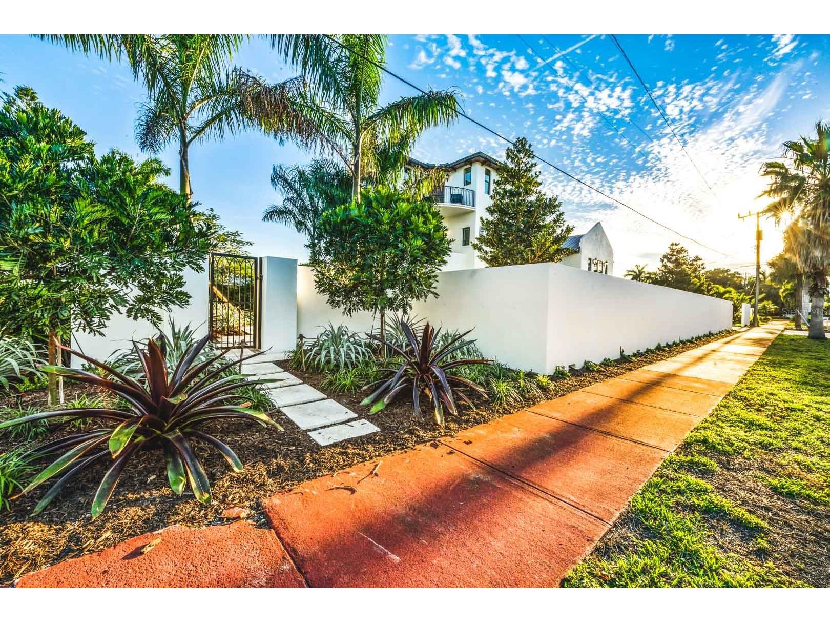 340 Jackson Drive Sarasota FL 34236 A4653979 image83