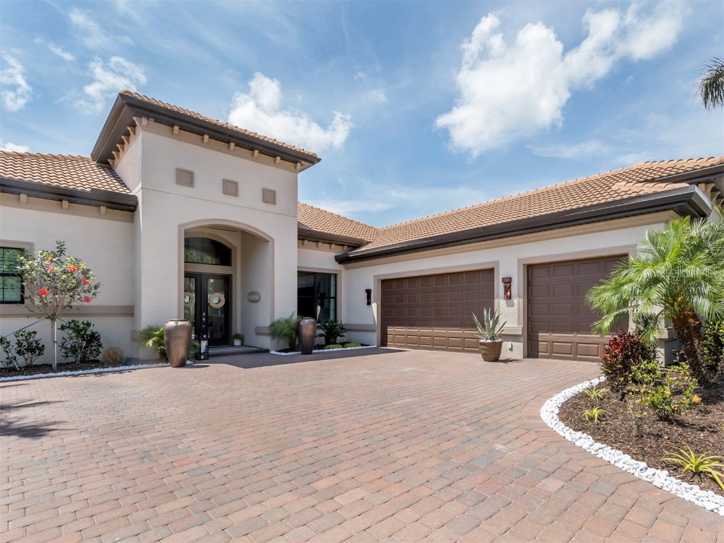 340 Maraviya Boulevard Nokomis FL 34275 N6126402 image1