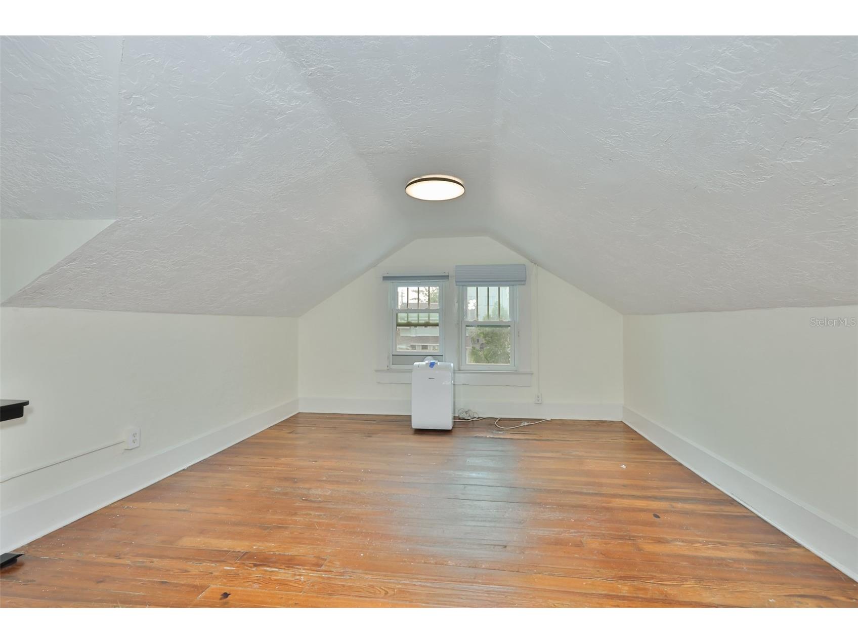340 Moffett Court N Saint Petersburg FL 33701 TB8515307 image15